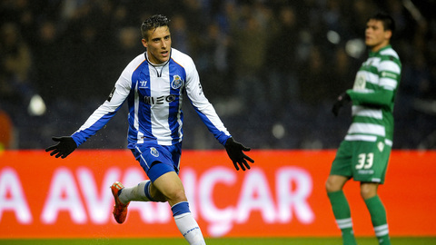 FC Porto 2-0 Sporting: Cristian Tello "bisa" no clássico