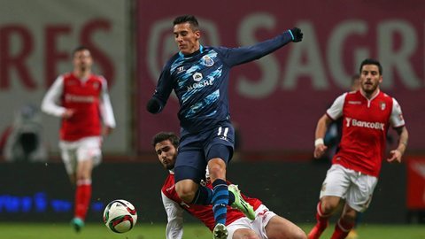 Tello decisivo na vitória do FC Porto em Braga